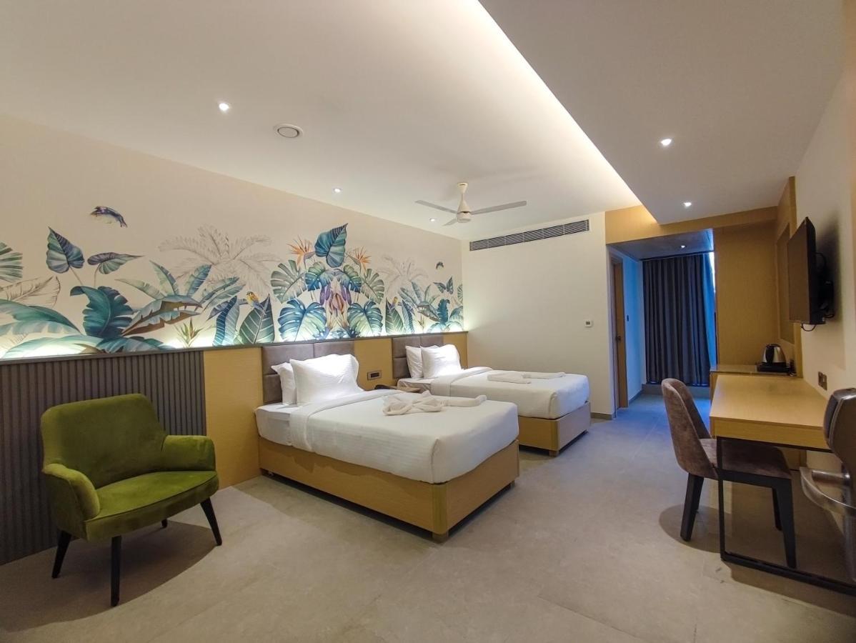 Signature Hotels Visakhapatnam Zewnętrze zdjęcie